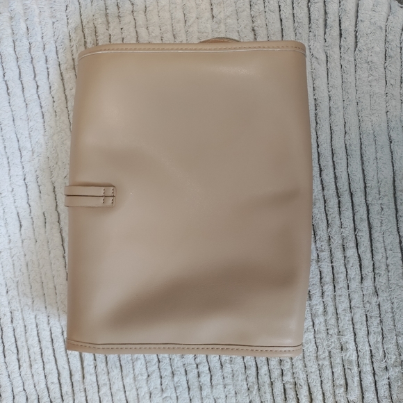 Lancome Paris Womens Cosmetic Nude Fold Bag - Picture 8 of 9